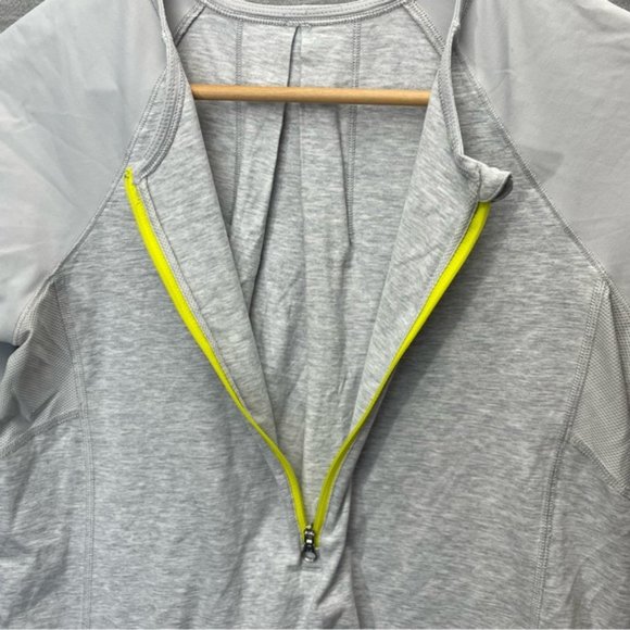 Lululemon Womens Gray Chartreuse 1 2 Zip Pullover Top - Picture 3 of 8